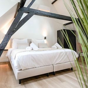 Studio met een King Size Bed